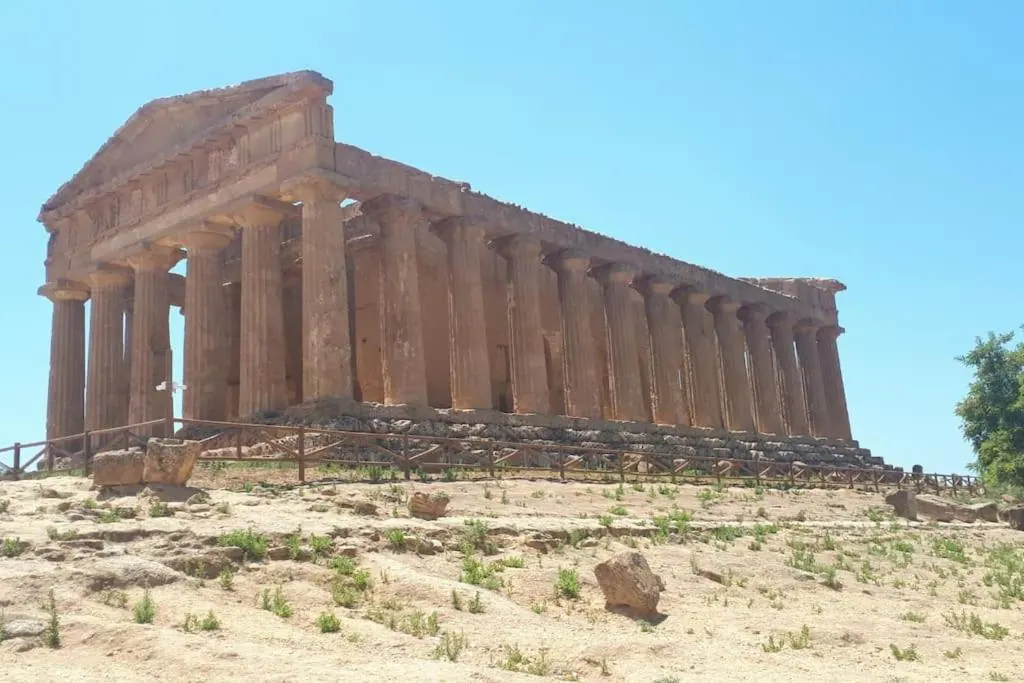 La Valle dei Templi in una foto scattata dai proprietari durante una visita
