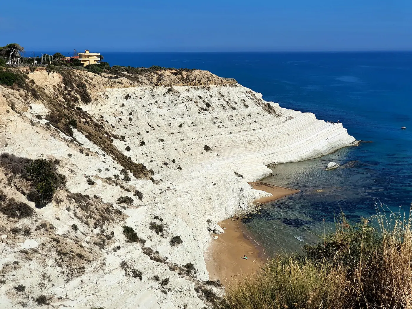 La Scala dei Turchi in primavera, senza la folla d'agosto