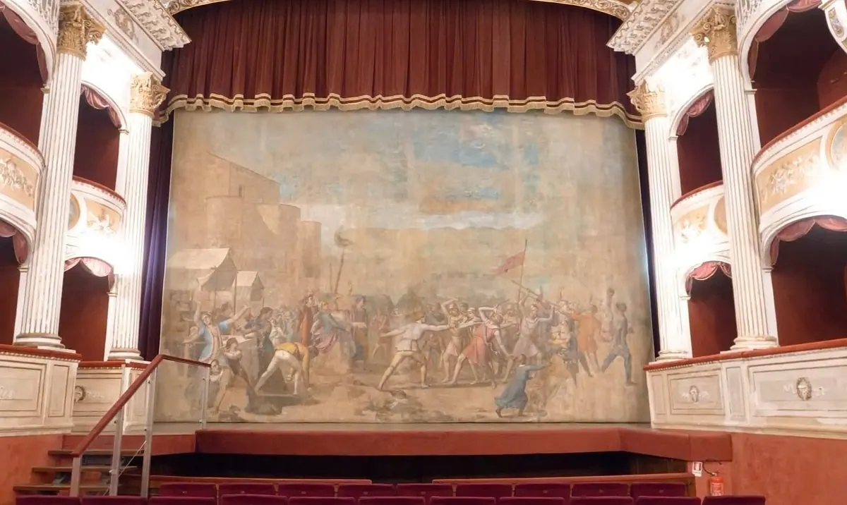 Il sipario dipinto del Teatro Regina Margherita